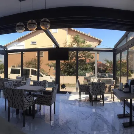 Emin Panorama Hotel *